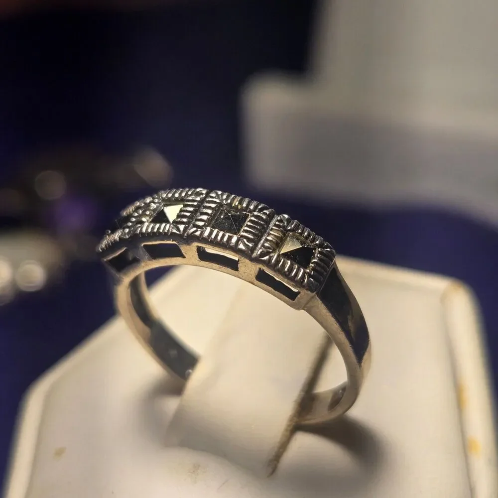 Vintage Sterling Silver 925 Ring Sz 7